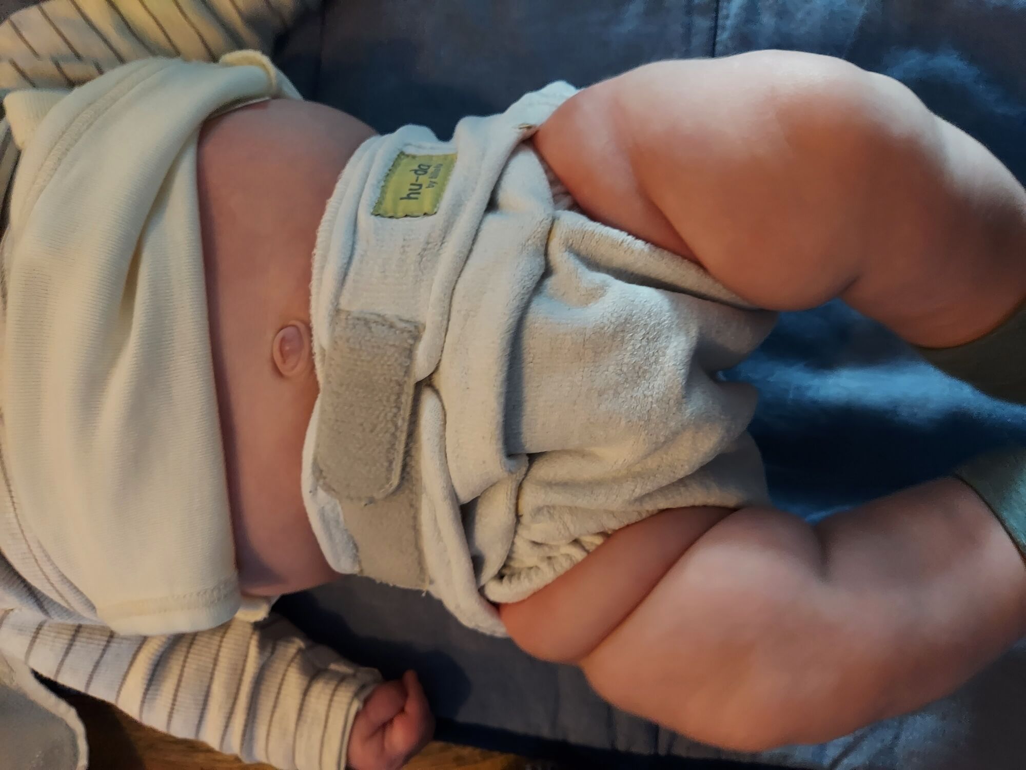A real photo of Bamboo Diaper White Newborn by Nicolet (3)